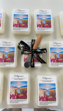 Load image into Gallery viewer, Enchanted forest wax melt case &amp; mini knife
