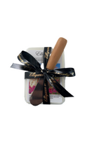 Load image into Gallery viewer, Enchanted forest wax melt case &amp; mini knife
